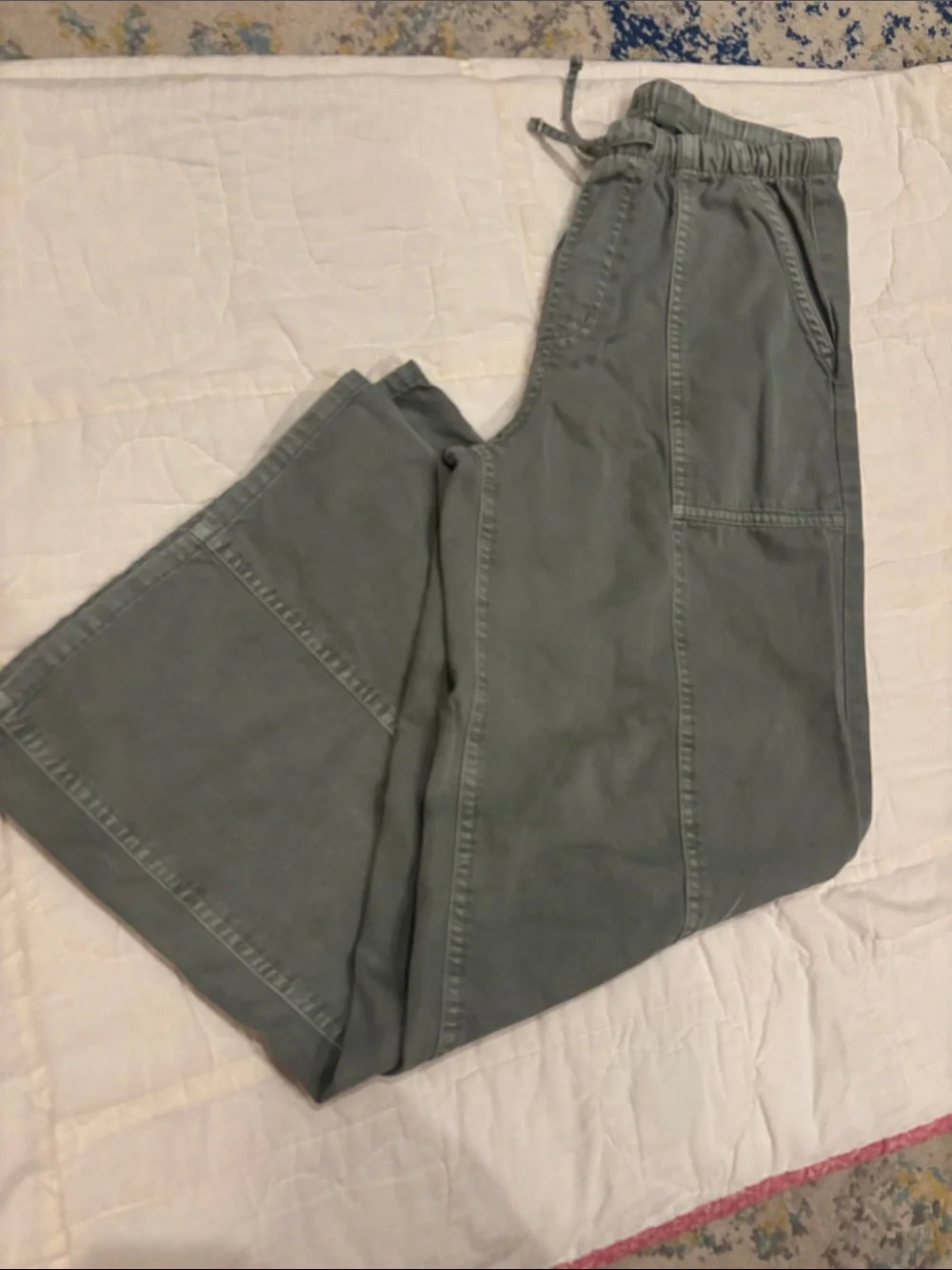 Girl’s Green Drawstring Wide Leg Pants